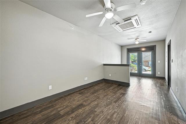 Building Photo - 903 Fannin St