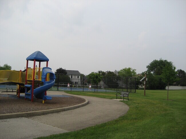 Building Photo - 329 Pembroke Ct