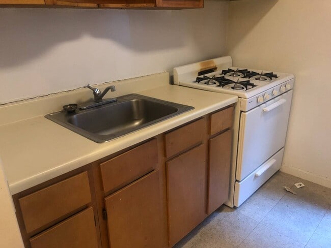 Building Photo - 101 Marine Ave