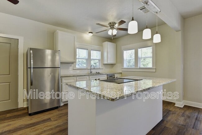 Building Photo - 1115 S Rusk Ave