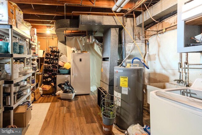 Building Photo - 5626 Hershey Ln