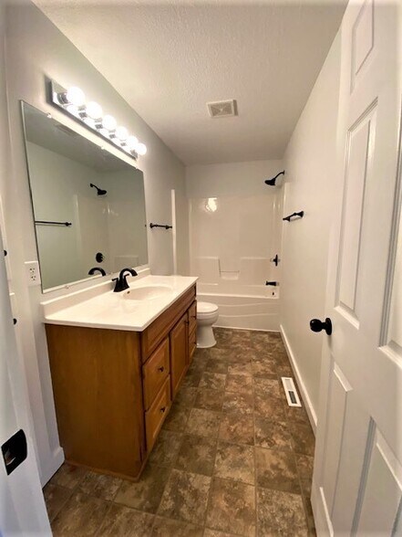 Building Photo - 6511 Cedar St