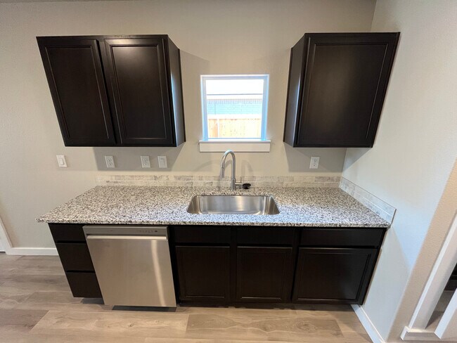 Building Photo - 1207 Bajada St.