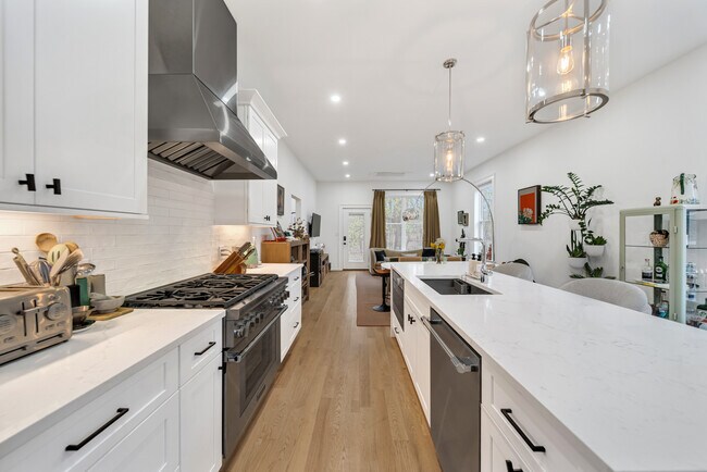 Building Photo - 57 Grampian Way