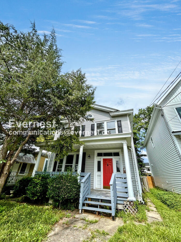 Building Photo - 1434 Rogers St