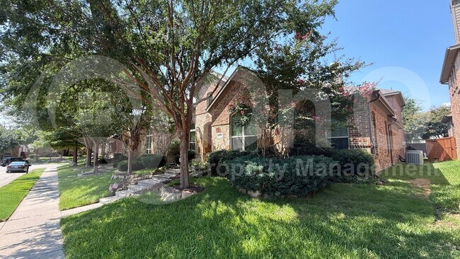 Building Photo - 846 Veneto Dr