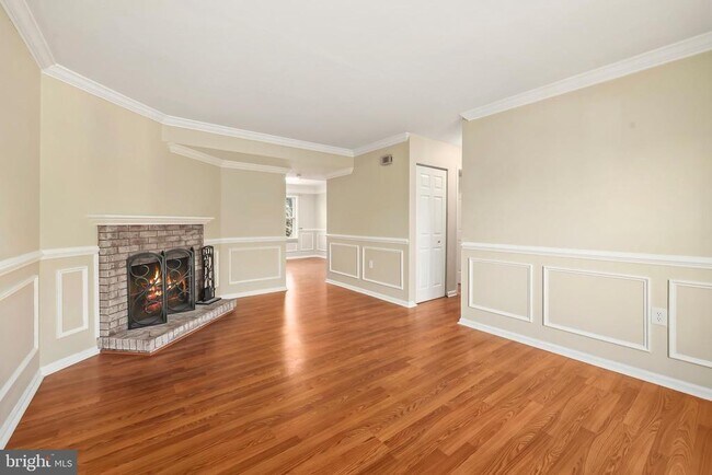 Building Photo - 15256 Waterwheel Terrace