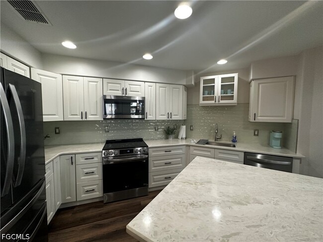 Building Photo - 16420 Millstone Cir