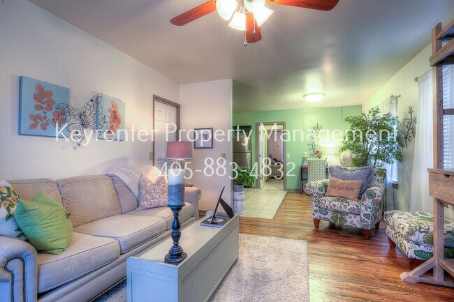Building Photo - 1308 NW 16th St