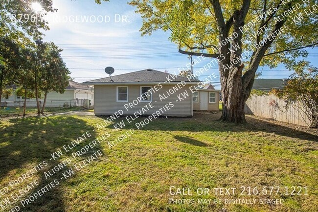 Building Photo - 8796 W Ridgewood Dr