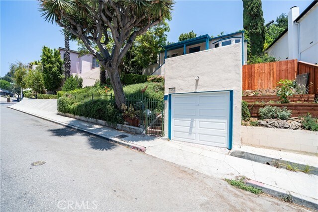 Building Photo - 1616 Redcliff St