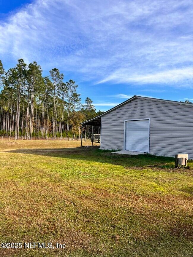 Building Photo - 3103 Co Rd 121