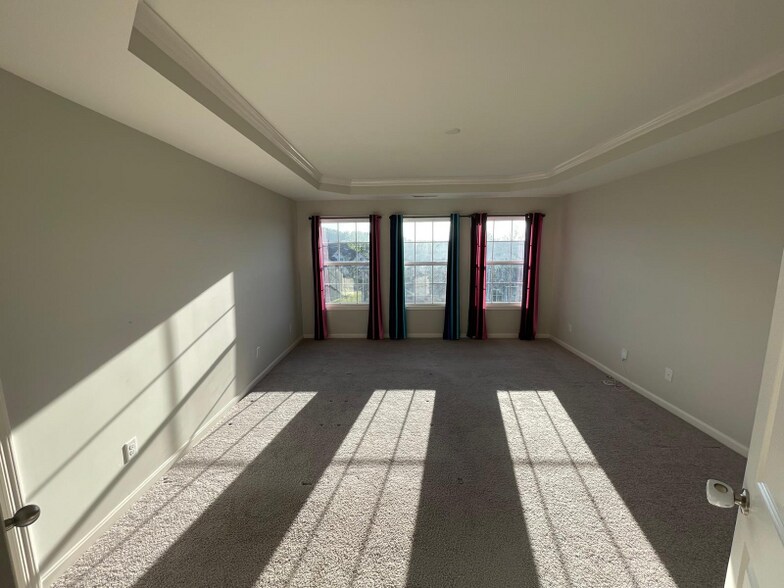 Building Photo - 118 Belden Trl