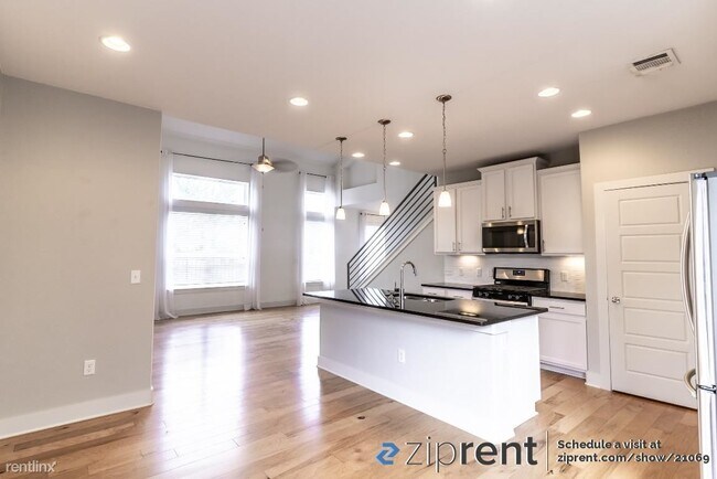 Building Photo - 3 br, 2.5 bath House - 5919 Rubicon Run, A...