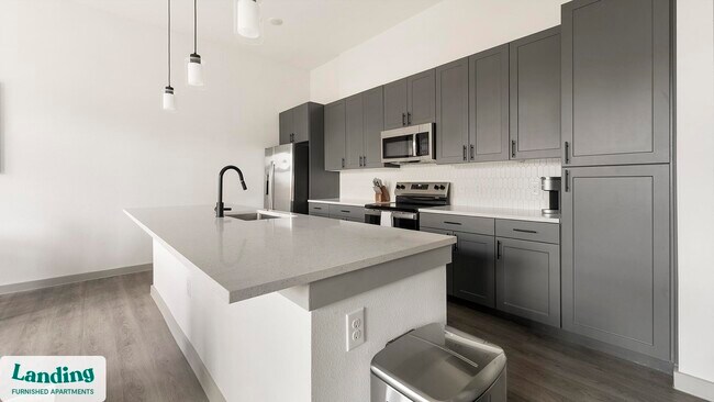 Building Photo - 3706 Goodwin Ave