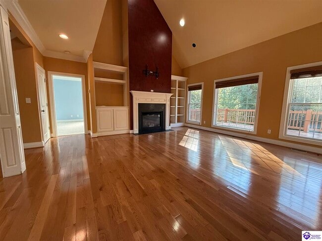 Building Photo - 107 Rhinestone Ct