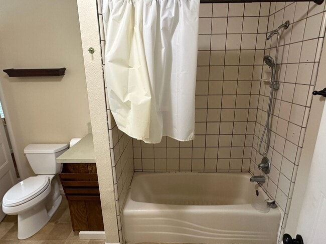 Building Photo - 14733 Jackson Ave