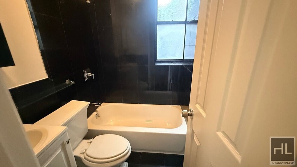 Building Photo - East 12th Street