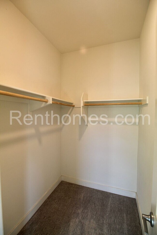 Building Photo - 4326 Star Path Way