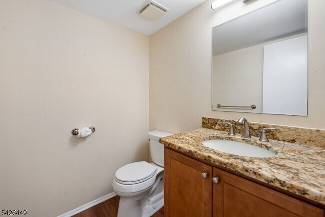 Building Photo - 257 Gemini Dr