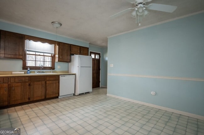 Building Photo - 135 McAlpin Dr