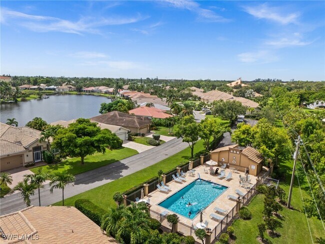 Building Photo - 14750 Laguna Dr