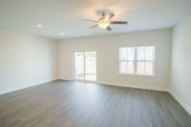 Building Photo - Pooler, GA