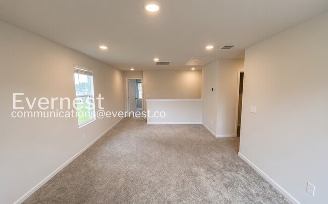 Building Photo - 4 Bed/3 Bath Home with Fenced Yard / Pet-Friendly / Coming Soon!