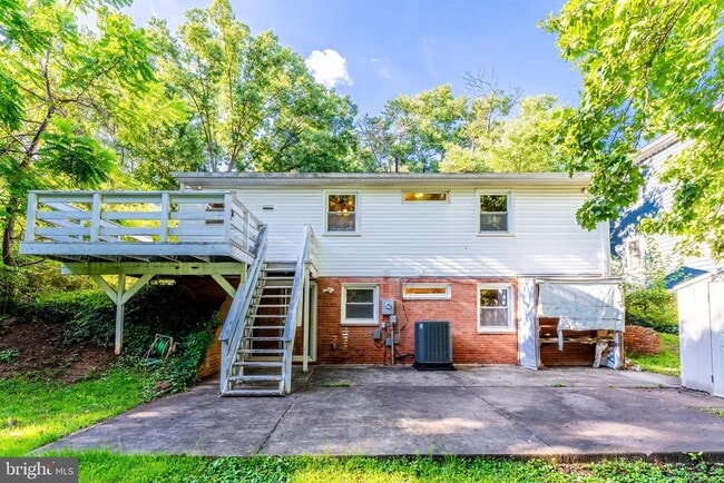 Building Photo - 13805 Fulmer Dr