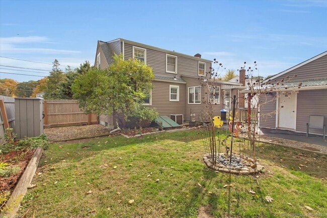 Building Photo - 123 Merigold Dr