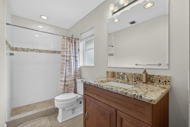 Building Photo - 5463 Sea Biscuit Rd