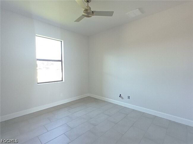 Building Photo - 1017 SW 33rd St