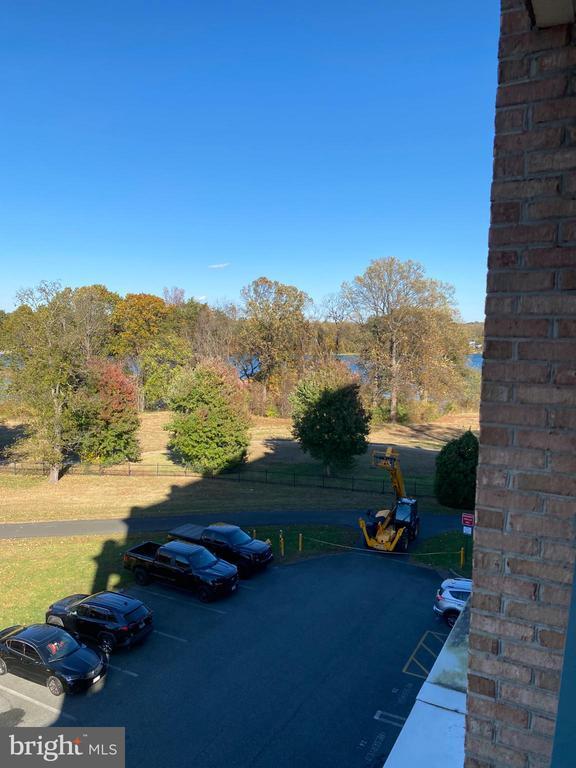 Building Photo - 820 Belmont Bay Dr