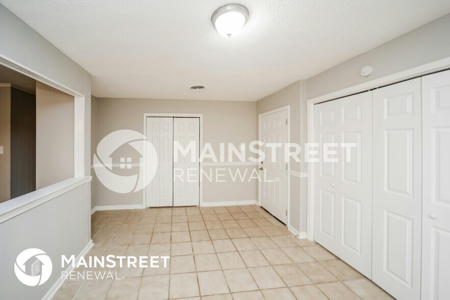 Building Photo - 7081 Thornwood Cove