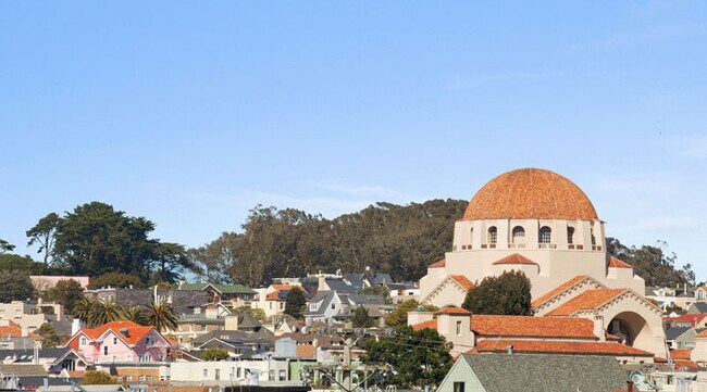 Building Photo - 332 6th Ave