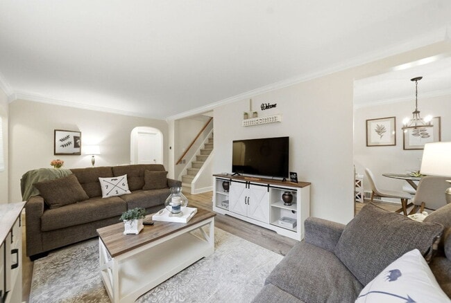 Building Photo - Furnished 3-Bedroom Single-Family Home in Lancaster