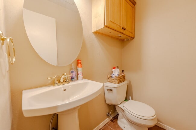 Building Photo - 2115 Tesoro Pl
