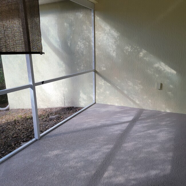Building Photo - 77 Westland Run