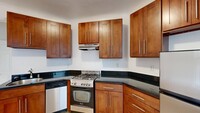 Building Photo - 1303 Leavenworth St