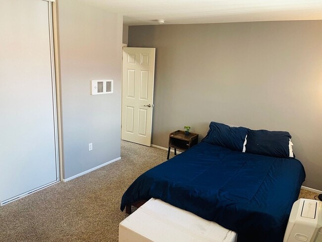 Building Photo - August Move in 8/10/25- Pre-lease Today! M...