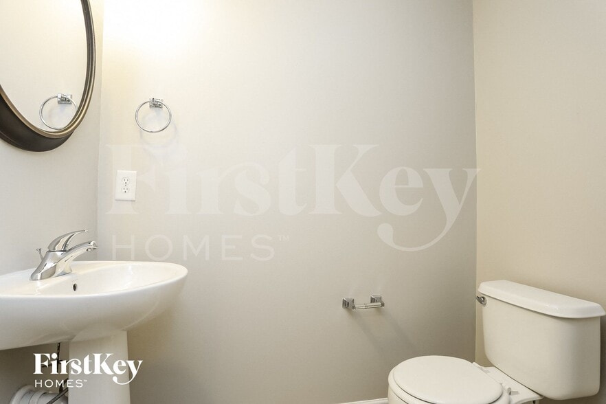 Building Photo - 5390 Esher Drive