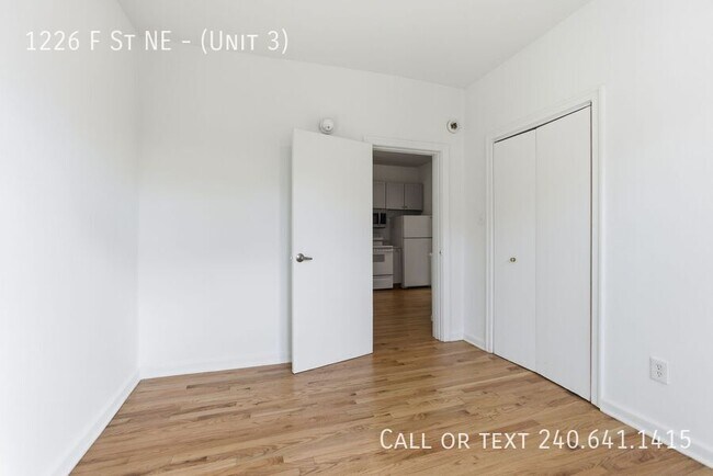 Building Photo - 1226 F St NE