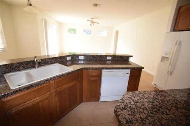 Building Photo - 2604 Lutza Way