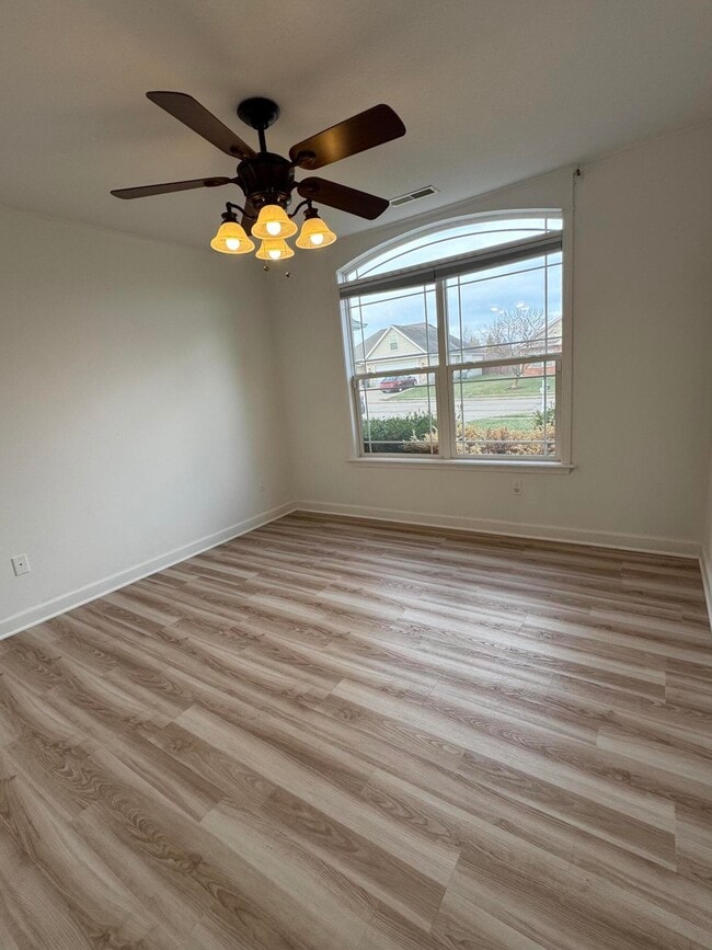 Building Photo - 5006 Craydon Dr