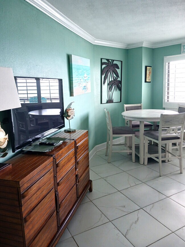 Building Photo - 2001 S Ocean Blvd