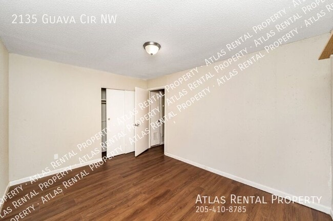 Building Photo - 2135 Guava Cir NW