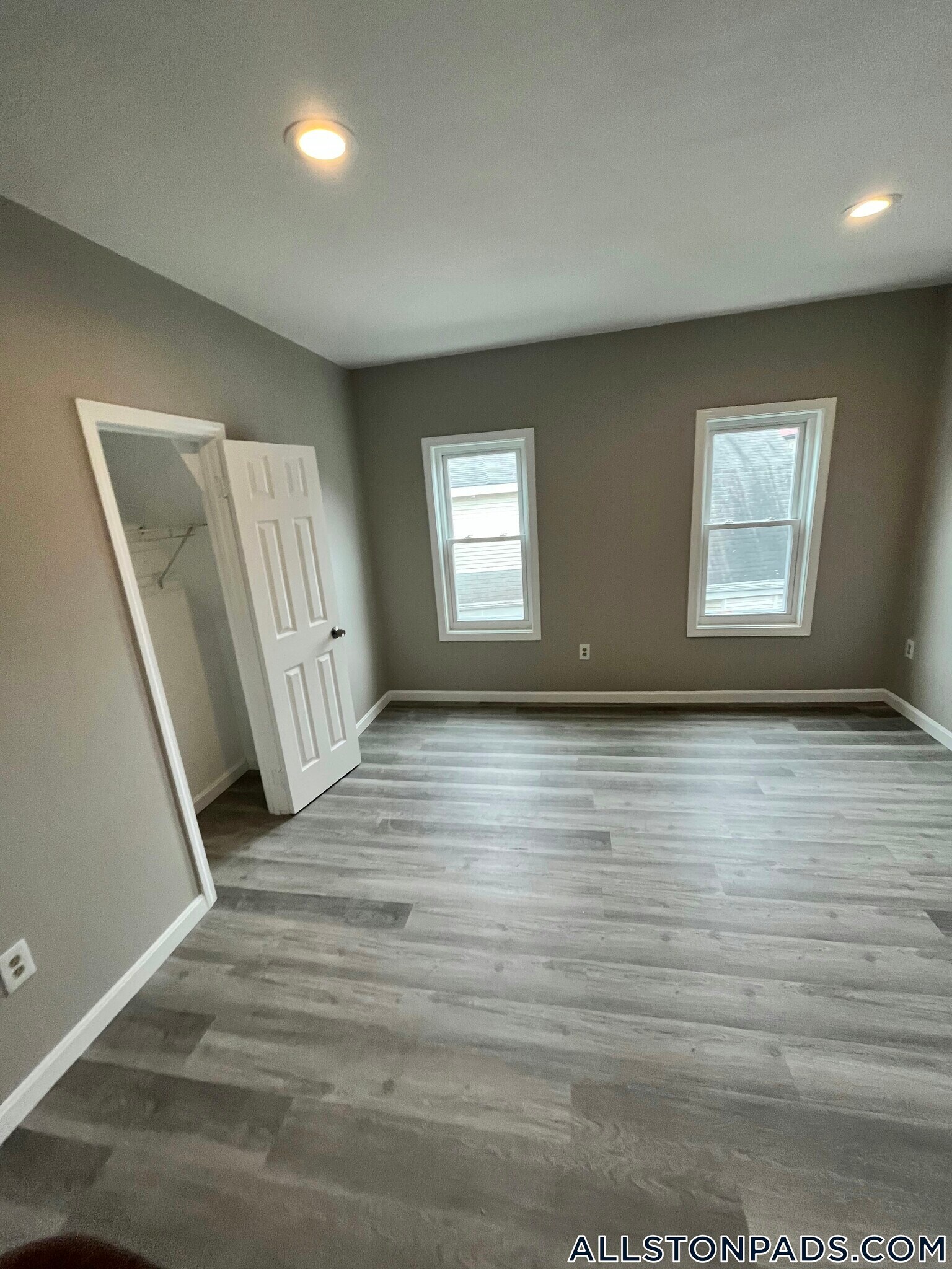 Building Photo - 66 Quint Ave