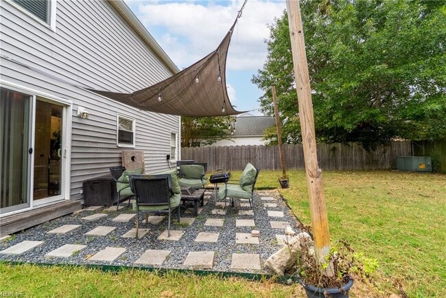 Building Photo - 517 Woodshire Way