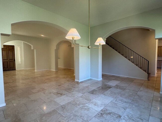 Building Photo - Resort-Style Phoenix Home with Pool, Outdo...