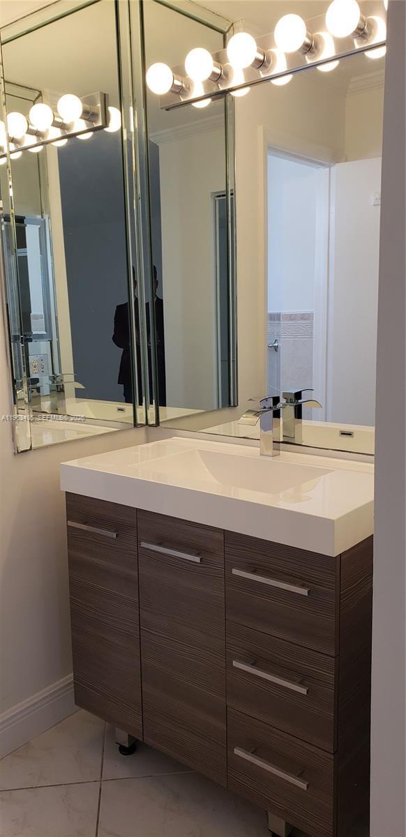 Building Photo - 11242 SW 62nd Ln